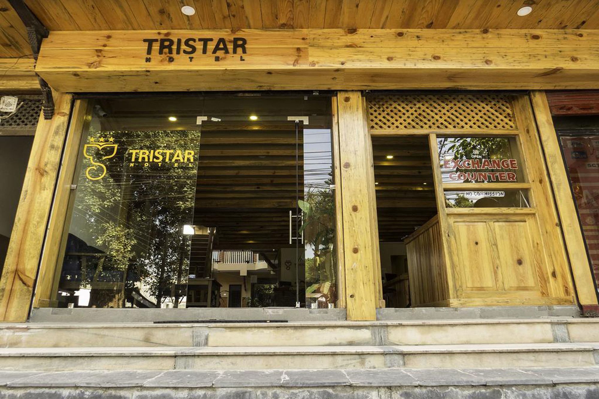 Tristar Hotel Pokhara Luaran gambar